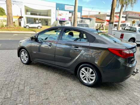 HYUNDAI HB 20 Sedan 1.6 16V 4P FLEX PREMIUM AUTOMTICO, Foto 10