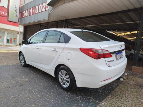 HYUNDAI HB 20 Sedan 1.6 16V 4P FLEX COMFORT PLUS AUTOMTICO, Foto 4