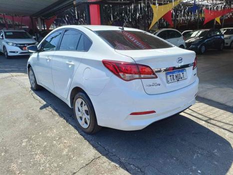 HYUNDAI HB 20 Sedan 1.6 16V 4P FLEX COMFORT PLUS AUTOMTICO, Foto 3