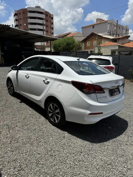 HYUNDAI HB 20 Sedan 1.6 16V 4P FLEX COMFORT COPA DO MUNDO AUTOMTICO, Foto 4