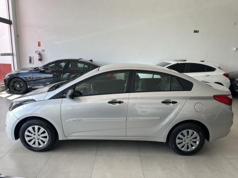 HYUNDAI HB 20 Sedan 1.0 12V 4P FLEX UNIQUE, Foto 11