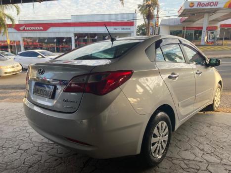HYUNDAI HB 20 Sedan 1.6 16V 4P FLEX COMFORT PLUS AUTOMTICO, Foto 4
