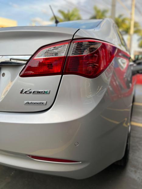 HYUNDAI HB 20 Sedan 1.6 16V 4P FLEX PREMIUM AUTOMTICO, Foto 8