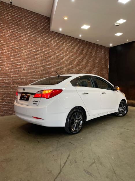 HYUNDAI HB 20 Sedan 1.6 16V 4P FLEX PREMIUM AUTOMTICO, Foto 2