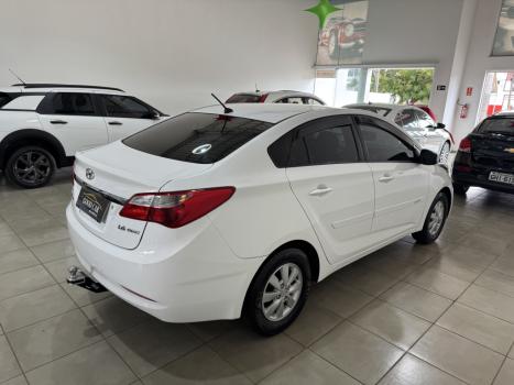 HYUNDAI HB 20 Sedan 1.6 16V 4P FLEX COMFORT PLUS, Foto 2