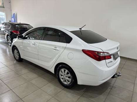 HYUNDAI HB 20 Sedan 1.6 16V 4P FLEX COMFORT PLUS, Foto 4