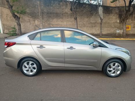 HYUNDAI HB 20 Sedan 1.6 16V 4P FLEX PREMIUM AUTOMTICO, Foto 4