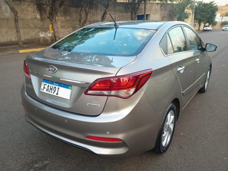 HYUNDAI HB 20 Sedan 1.6 16V 4P FLEX PREMIUM AUTOMTICO, Foto 8