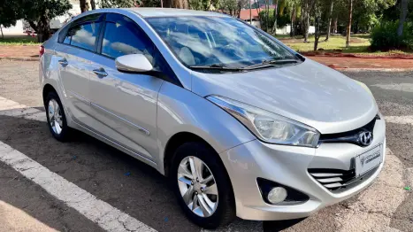 HYUNDAI HB 20 Sedan 1.6 16V 4P FLEX PREMIUM AUTOMTICO, Foto 3