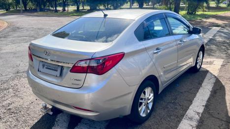 HYUNDAI HB 20 Sedan 1.6 16V 4P FLEX PREMIUM AUTOMTICO, Foto 4
