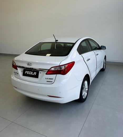 HYUNDAI HB 20 Sedan 1.6 16V 4P FLEX PREMIUM AUTOMTICO, Foto 3