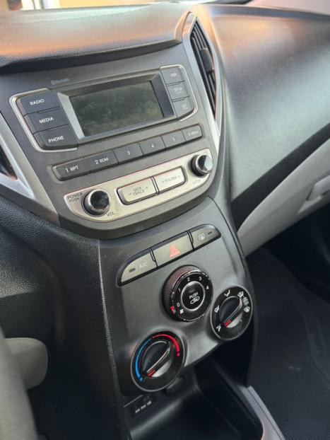 HYUNDAI HB 20 Sedan 1.6 16V 4P FLEX COMFORT PLUS, Foto 10