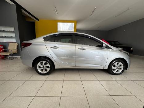 HYUNDAI HB 20 Sedan 1.6 16V 4P FLEX PREMIUM AUTOMTICO, Foto 4