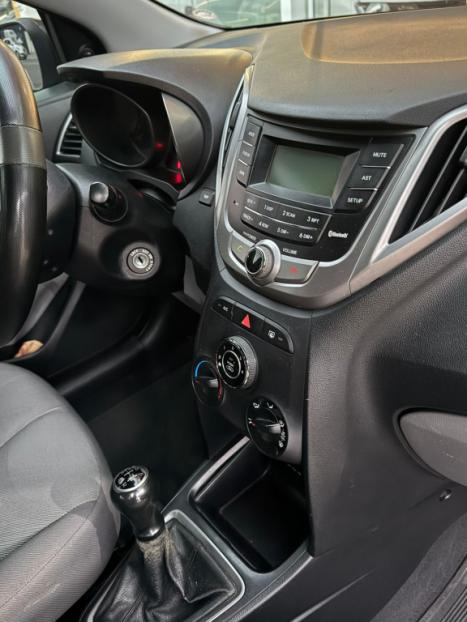 HYUNDAI HB 20 Sedan 1.0 12V 4P FLEX COMFORT STYLE, Foto 10