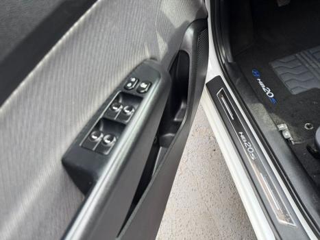 HYUNDAI HB 20 Sedan 1.6 16V 4P FLEX COMFORT PLUS, Foto 14