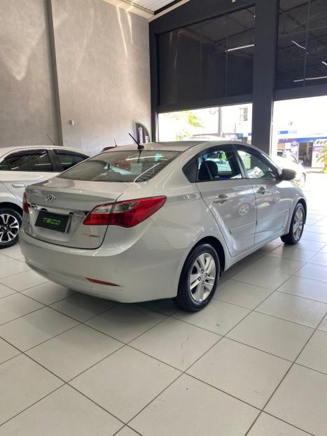 HYUNDAI HB 20 Sedan 1.6 16V 4P FLEX PREMIUM, Foto 4