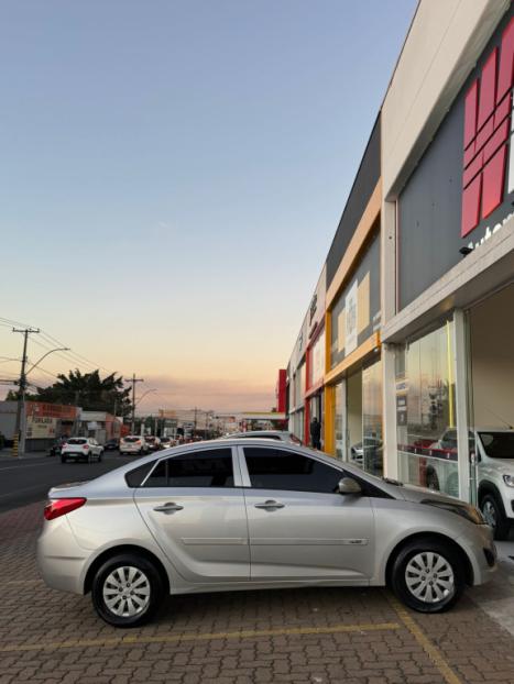 HYUNDAI HB 20 Sedan 1.6 16V 4P FLEX COMFORT PLUS, Foto 15
