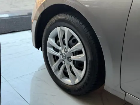 HYUNDAI HB 20 Sedan 1.0 12V 4P FLEX COMFORT PLUS, Foto 9