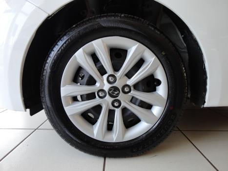 HYUNDAI HB 20 Sedan 1.0 12V 4P FLEX COMFORT PLUS, Foto 13