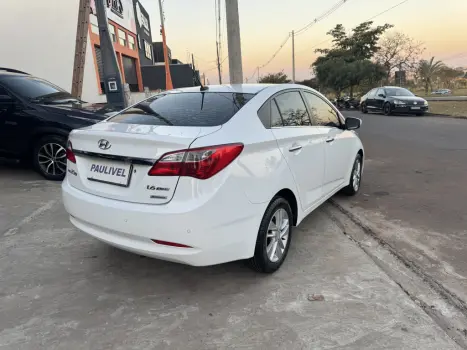 HYUNDAI HB 20 Sedan 1.6 16V 4P FLEX PREMIUM AUTOMTICO, Foto 9