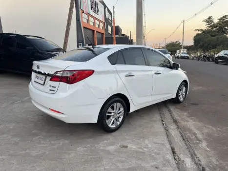 HYUNDAI HB 20 Sedan 1.6 16V 4P FLEX PREMIUM AUTOMTICO, Foto 10