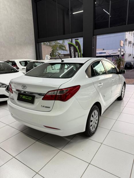 HYUNDAI HB 20 Sedan 1.6 16V 4P FLEX COMFORT PLUS, Foto 4