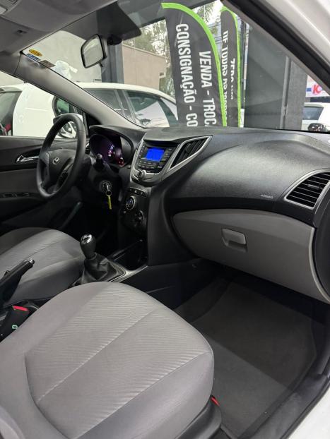 HYUNDAI HB 20 Sedan 1.6 16V 4P FLEX COMFORT PLUS, Foto 17