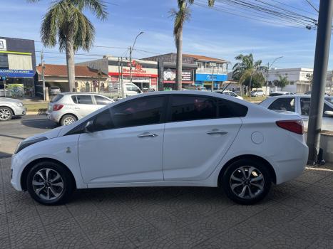 HYUNDAI HB 20 Sedan 1.6 16V 4P FLEX COMFORT COPA DO MUNDO AUTOMTICO, Foto 9