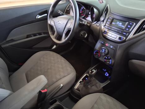 HYUNDAI HB 20 Sedan 1.6 16V 4P FLEX COMFORT PLUS AUTOMTICO, Foto 3