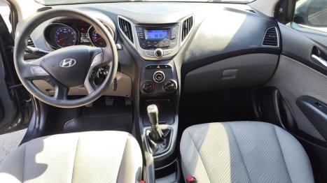 HYUNDAI HB 20 Sedan 1.6 16V 4P FLEX COMFORT PLUS, Foto 8