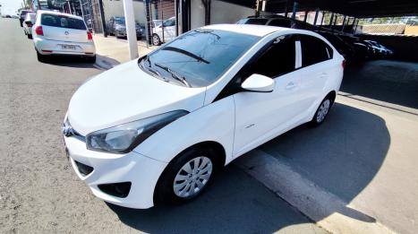 HYUNDAI HB 20 Sedan 1.6 16V 4P FLEX COMFORT PLUS, Foto 2