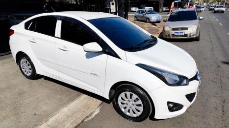 HYUNDAI HB 20 Sedan 1.6 16V 4P FLEX COMFORT PLUS, Foto 4