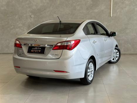HYUNDAI HB 20 Sedan 1.6 16V 4P FLEX COMFORT PLUS, Foto 9