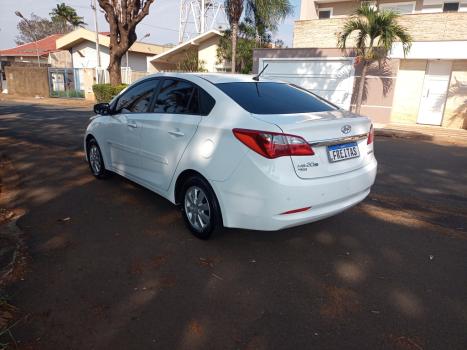 HYUNDAI HB 20 Sedan 1.6 16V 4P FLEX COMFORT PLUS, Foto 6