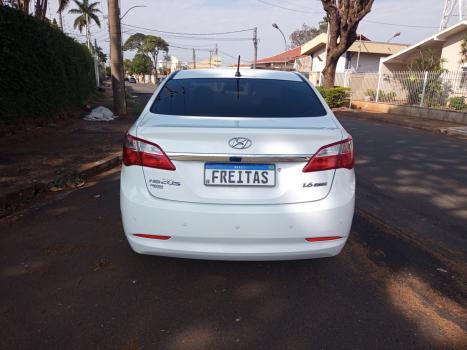 HYUNDAI HB 20 Sedan 1.6 16V 4P FLEX COMFORT PLUS, Foto 7