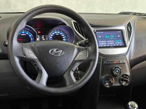 HYUNDAI HB 20 Sedan 1.6 16V 4P FLEX COMFORT PLUS, Foto 4