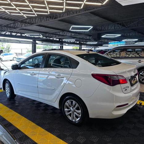 HYUNDAI HB 20 Sedan 1.0 12V 4P FLEX COMFORT PLUS, Foto 4