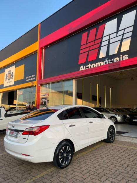 HYUNDAI HB 20 Sedan 1.0 12V 4P FLEX COMFORT PLUS, Foto 4