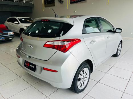HYUNDAI HB 20 Sedan 1.0 12V 4P FLEX COMFORT PLUS, Foto 9