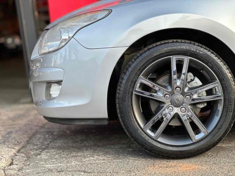 HYUNDAI I30 2.0 16V 4P AUTOMTICO, Foto 2