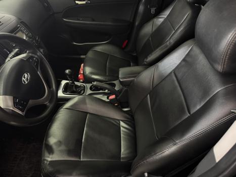 HYUNDAI I30 2.0 16V 4P, Foto 16