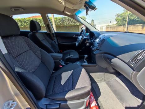 HYUNDAI I30 2.0 16V 4P AUTOMTICO, Foto 10