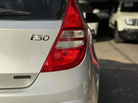 HYUNDAI I30 2.0 16V 4P AUTOMTICO, Foto 5