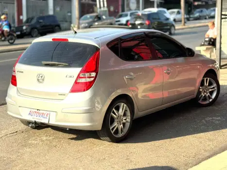 HYUNDAI I30 2.0 16V 4P AUTOMTICO, Foto 8