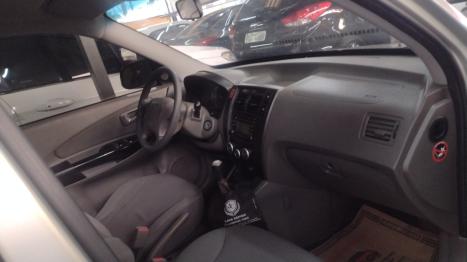 HYUNDAI Tucson 2.0 16V 4P GLB, Foto 3