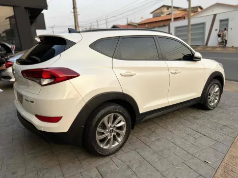 HYUNDAI Tucson , Foto 8