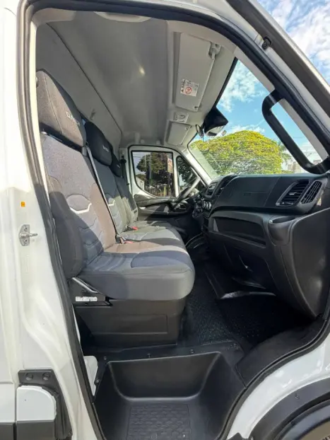 IVECO Daily 35-150 CABINE SIMPLES DIESEL, Foto 13