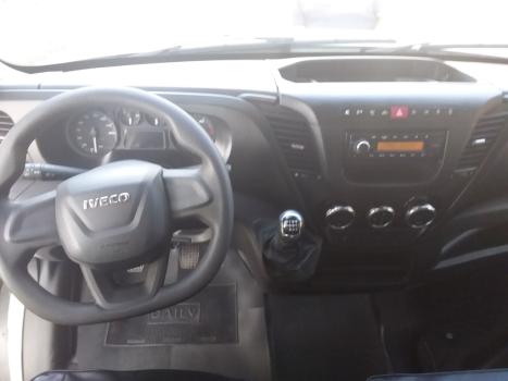 IVECO Daily 35-150 CABINE SIMPLES DIESEL, Foto 6