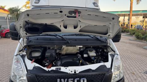 IVECO Daily 35S14 DIESEL CHASSI CABINE TURBO INTERCOOLER, Foto 10