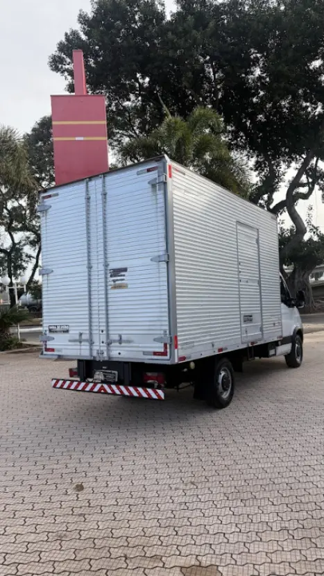 IVECO Daily 35S14 DIESEL CHASSI CABINE TURBO INTERCOOLER, Foto 6
